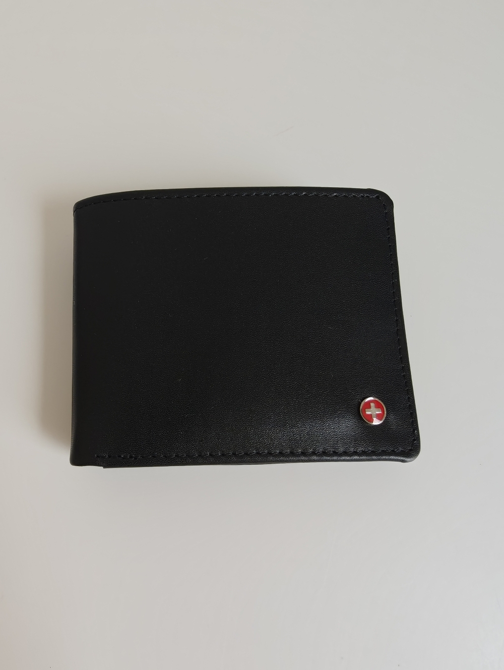 Alpine Swiss RFID Mens Wallet Deluxe Capacity Hybrid Bifold Flipout ID Window